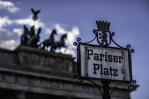 Pariser Platz by Senten-Images